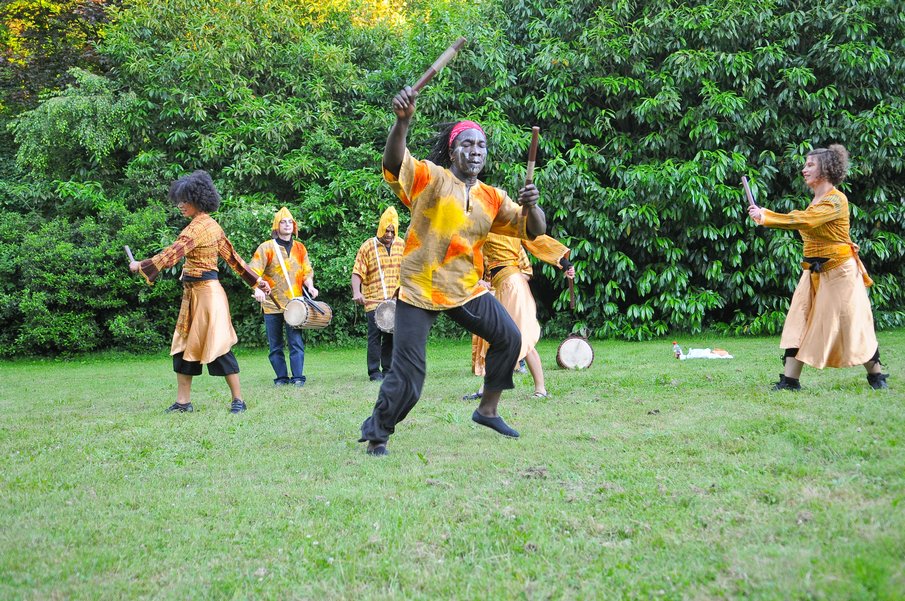 Evry Daily Photo - Cie Afrodite - Fete Mille et une Lumieres 244.jpg